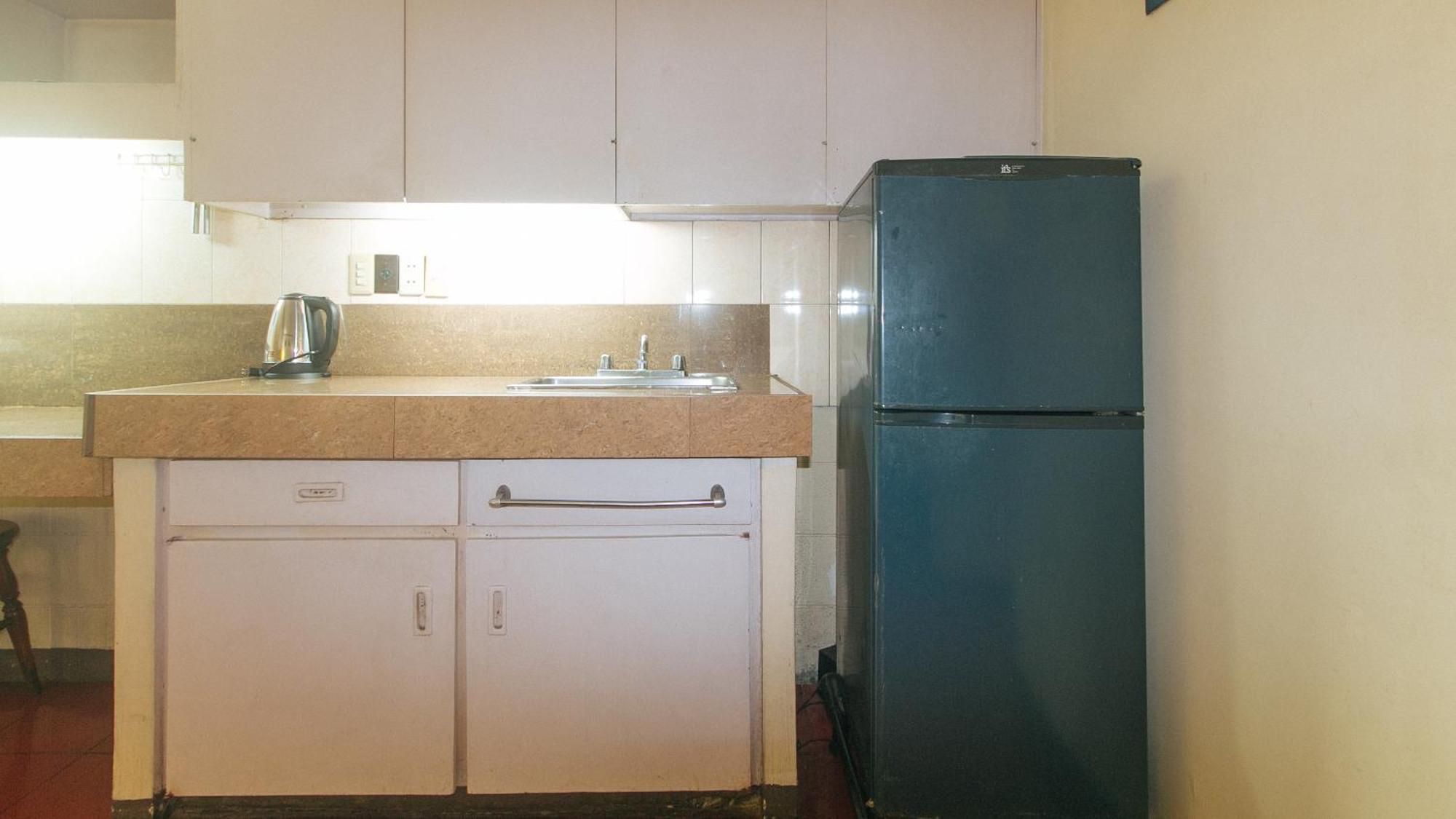 Reddoorz At Broadway Court Apartelle Quezon City Eksteriør billede