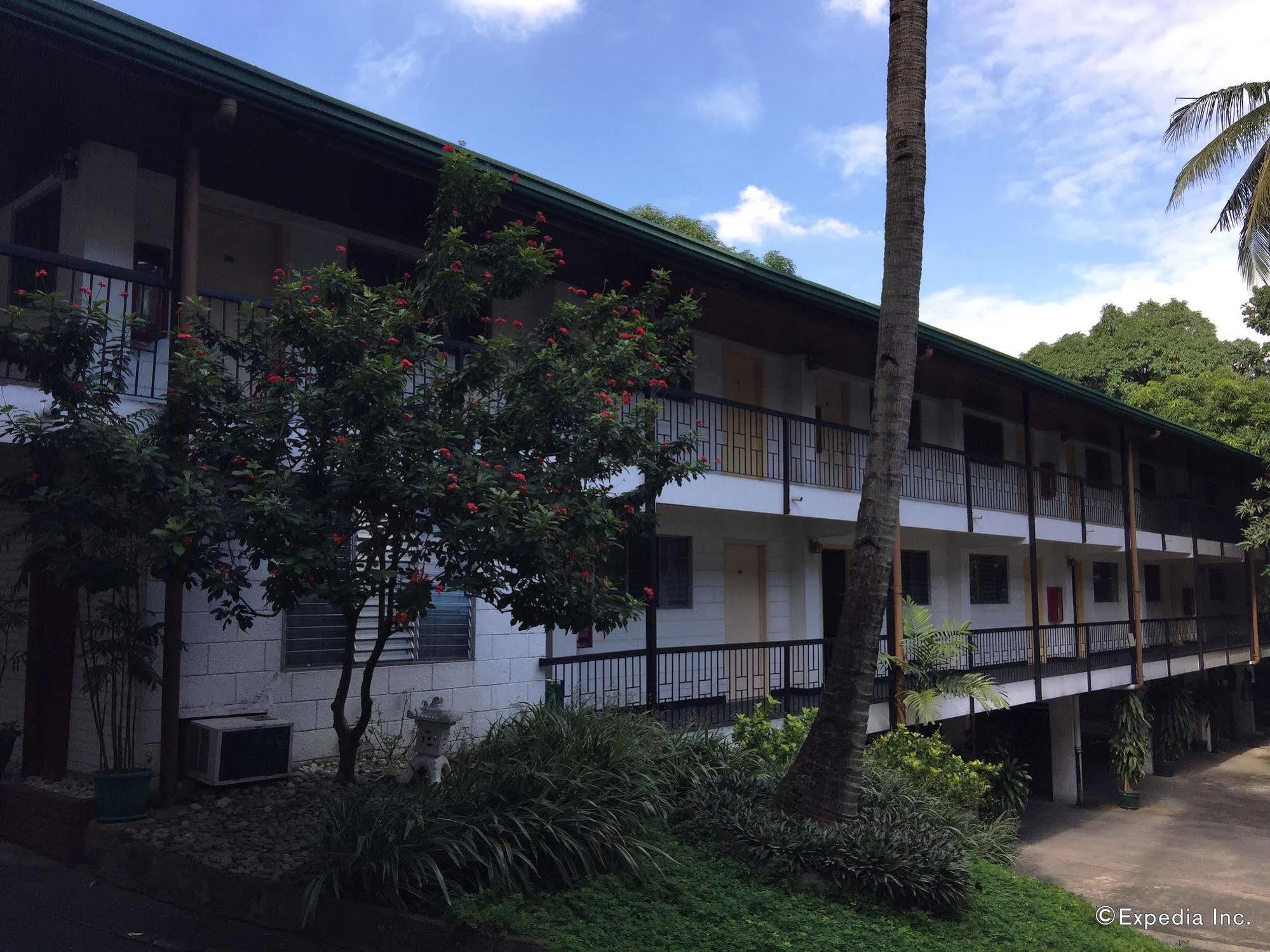 Reddoorz At Broadway Court Apartelle Quezon City Eksteriør billede